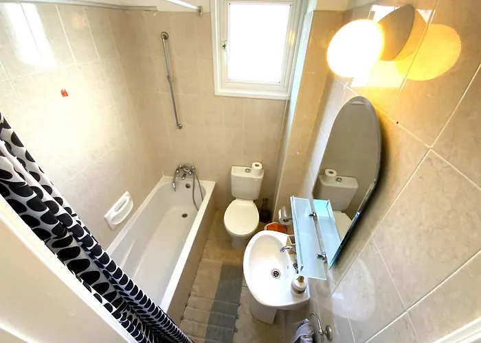 Apartmán Cozy 2br Apt, Perfect For Getaways Larnaca