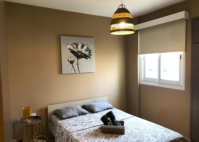 Cozy 2br Apt, Perfect For Getaways * Larnaca